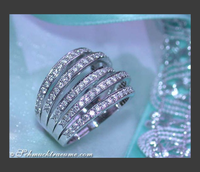 Huge Multi Row Diamond Ring in White gold 18k Huge Multi Row Diamond Ring in White gold 18k