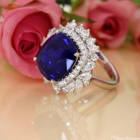 High Jewelry: Spektakulärer Ceylon Saphir Ring mit Diamanten