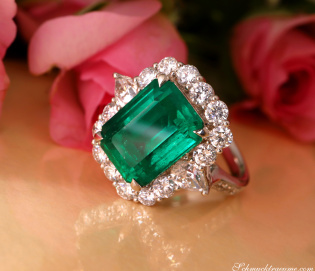 High Jewelry: Einzigartiger kolumbianischer Smaragd Ring (Muzo Green, Minor Oil)