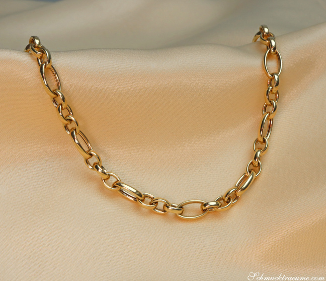 Bildschönes Glieder Collier Halskette oval