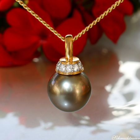 Wundervoller Tahitiperle Anhänger mit Brillanten (mit Kette)