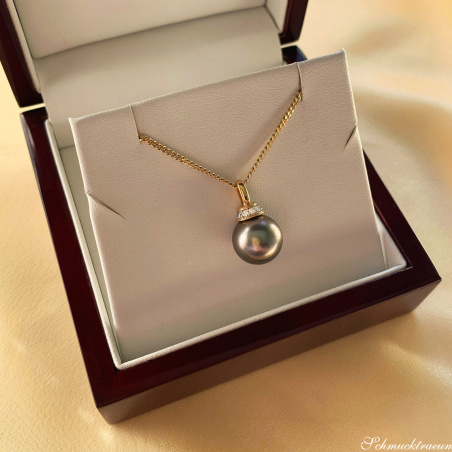 Wundervoller Tahitiperle Anhänger mit Brillanten (mit Kette)