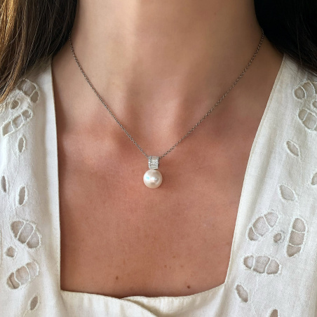 Exquisiter Süßwasserperle Anhänger mit Baguette Diamanten