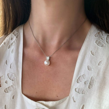 Exquisiter Süßwasserperle Anhänger mit Baguette Diamanten