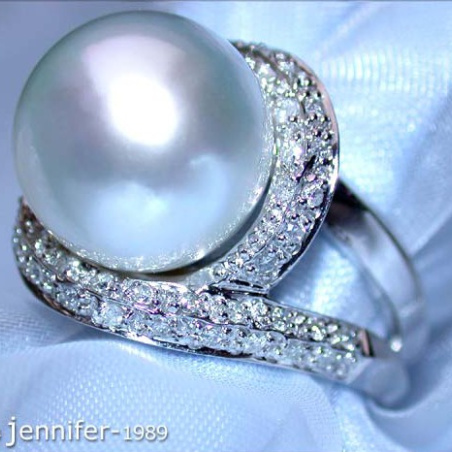 Stattlicher Südseeperle Ring mit Brillanten in Weißgold