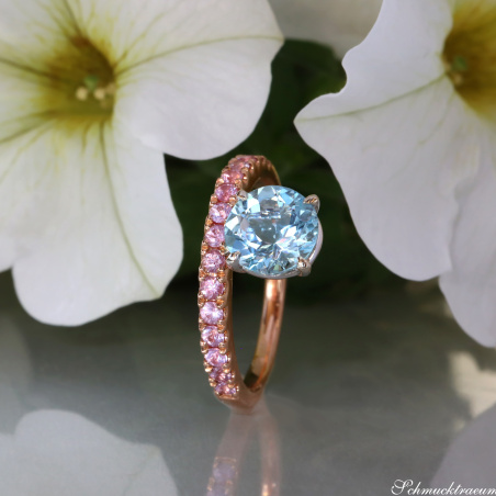 Raffinierter Aquamarin Ring mit rosa Saphiren