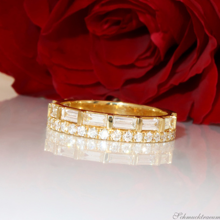 Bildschöner Brillanten Band Ring mit Baguette Diamanten