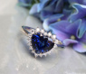 Exzellenter Saphir Herz Ring mit Brillanten