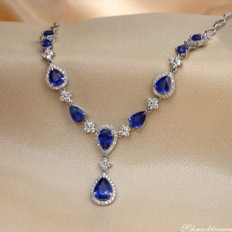 Ausgesuchtes Saphir Collier mit Brillanten