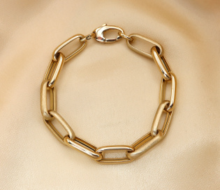 Gold Pur: Satiniert & glänzend gefertigtes Paperclip Armband