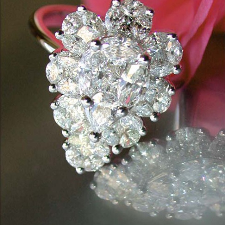 High-end Diamond "Illusion Design" Ring