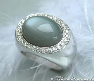 Mondstein Ring mit Brillanten
