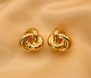 Gold Pur: Fabelhafte Ohrstecker „Goldener Knoten“
