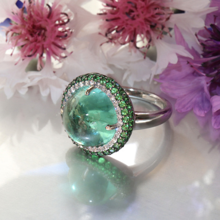 Fabelhafter Minz Turmalin Ring mit Tsavoriten und Brillanten