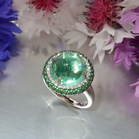 Fabelhafter Minz Turmalin Ring mit Tsavoriten und Brillanten