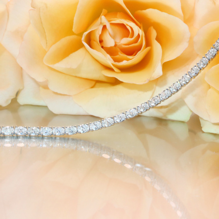 Erstklassiges Tennis Armband mit Diamanten im Ovalschliff