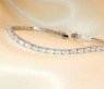 Erstklassiges Tennis Armband mit Diamanten im Ovalschliff