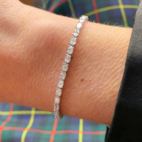 Erstklassiges Tennis Armband mit Diamanten im Ovalschliff