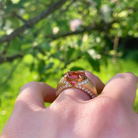 Sensationeller Rosa Turmalin Brillanten Ring "Surprise"