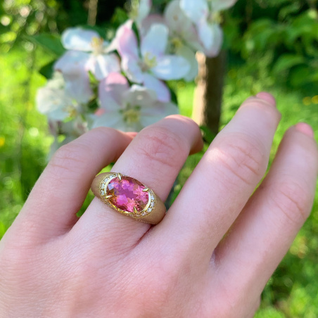 Sensationeller Rosa Turmalin Brillanten Ring "Surprise"