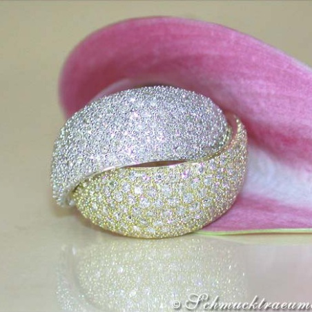 Top-class Diamond Ring in White & Yellow Gold