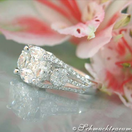 High-end "Illusion Design" Diamond Ring