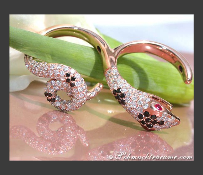 Splendid Diamond Double Snake Ring Splendid Diamond Double Snake Ring