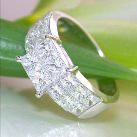 Noble Princess Diamond Ring