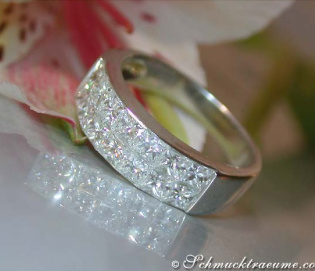 Timeless Princess Diamond Band Ring