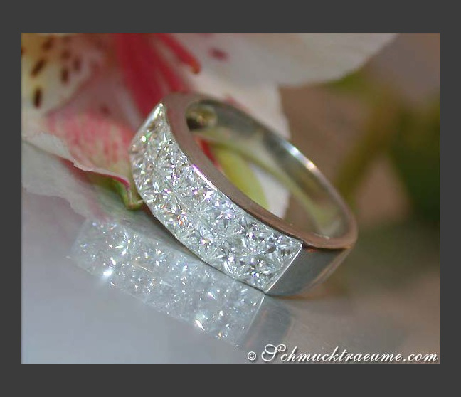 Timeless Princess Diamond Band Ring