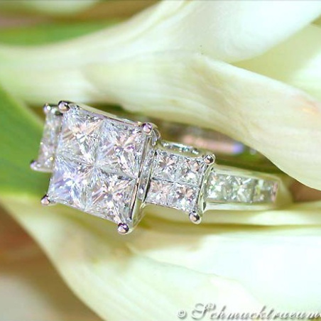 Exquisite Princess Diamond Ring