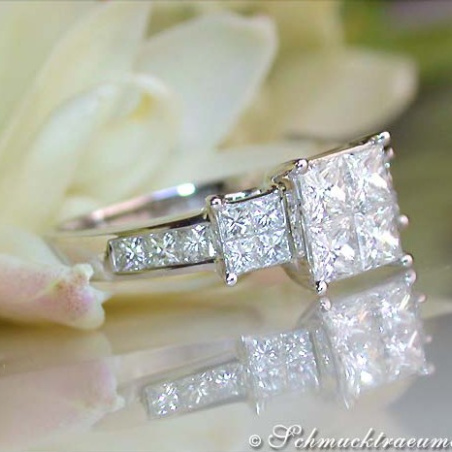 Exquisite Princess Diamond Ring