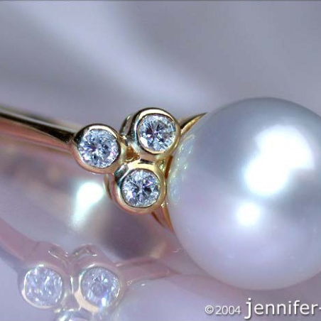 Südseeperle Ring mit Brillanten in Gelbgold