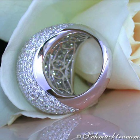 High-end Diamond Dome Ring