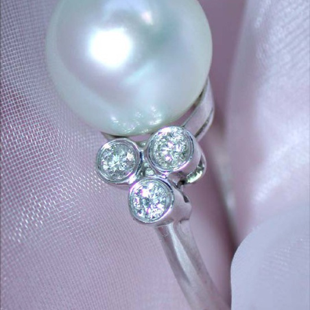 Südseeperle Ring mit Brillanten in Weißgold