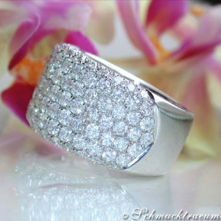 Extra wide Diamond Ring (3,76 ct.)
