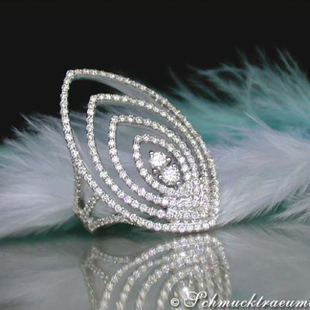 Unique Diamond Ring in White gold 18k