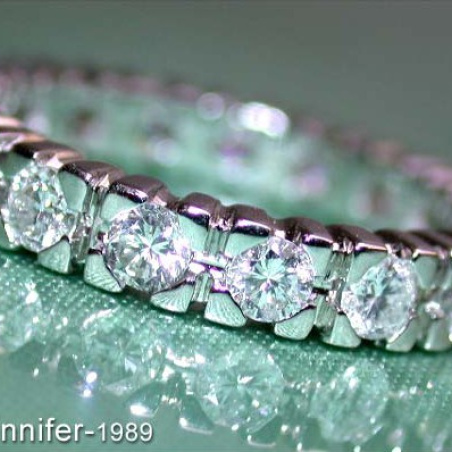 Precious Diamond Eternity Ring (1,35 ct.)