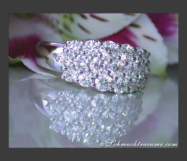 Picture Perfect Diamond Ring in White gold 18k Picture Perfect Diamond Ring in White gold 18k