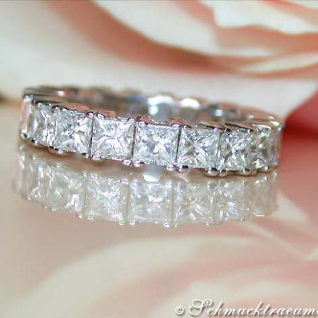 Top-class Diamond Eternity Ring (4,33 ct.)