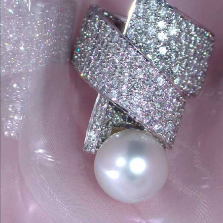 Opulent Southsea Pearl Ring with Diamonds