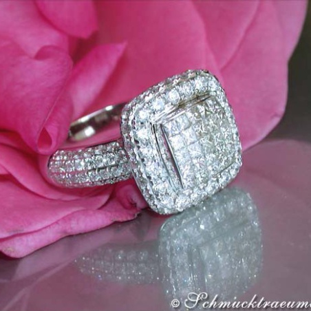 Terrific Diamond Square Ring (Princess & Brilliant Cut)