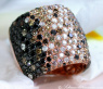 Stattlicher Ring mit schwarzen Diamanten, naturbraunen & weißen Brillanten