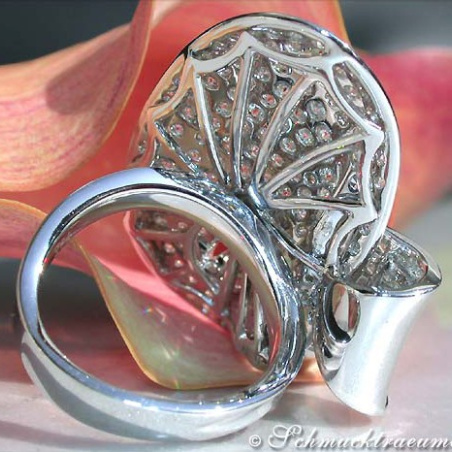 Opulent Diamond Ring (6,16 ct.)