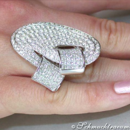 Opulent Diamond Ring (6,16 ct.)