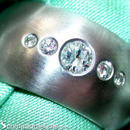 Attractive Diamond Band (Starry Sky Style)