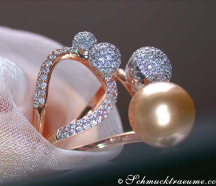 Wonderful Golden Southsea Pearl Ring with Diamonds