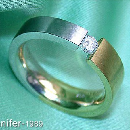 Minimalist Diamond Solitaire Ring (Two Tone Finish)