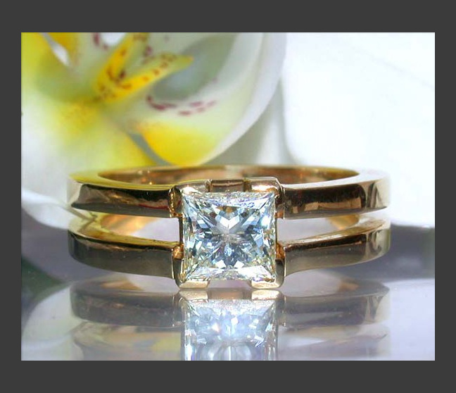 Classy Diamond Solitaire Ring (1,02 ct.) Classy Diamond Solitaire Ring (1,02 ct.)