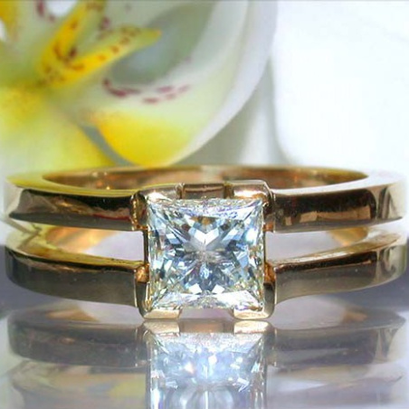 Classy Diamond Solitaire Ring (1,02 ct.)